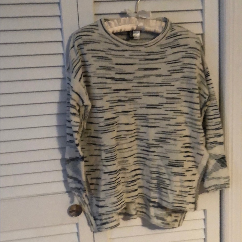 H&M Sweater